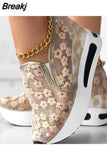 Dropship Platform Wedges Woman Shoes 2023 New Sporty Sneakers Floral Embroidered Slip On Wedge Sneakers Comfy