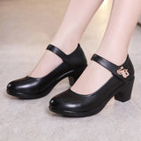 2023 Comfortable Medium-Heeled Round Head Large Size 40-43 Middle-Aged Leather Shoes Catwalk Cheongsam Single