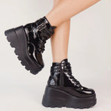 2021 Brand Platform Designer Goth Cool Motorcyle Women Boots Punk Street Zipper Elastic Band Black Ladies