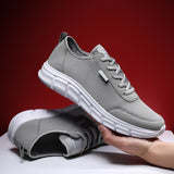 Men Casual Shoes Breathable Outdoor Mesh Light Sneakers Male Fashion Casual Shoes 2023 New Comfortable Casual Footwear Men