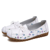 Breakj And Ribs Mother Shoes Leather Soft Soles Leisure In The Elderly Bean Shoes Lace Printing Spring And Summer Large Leather