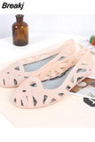 Women Sandals Hollow Flat Shoes Female Slip on Sandals Fashion Soft Light Slides Ladies Comfortable Beach