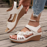 Breakj Slope Heel Sandals Women 2025 Summer New Hollow Flowers Thick-Spoeled Sandals Beach Women's