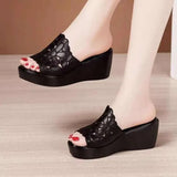 Breakj And Slippers Women 2025 Summer New Fashion Hollow Fish Mouth Cool Drag Thick Toe Slippery Slippers
