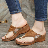 Women Wedge Shoes Soft Sole Vintage Ladies Sandals Embroidery Flower Casual Shoes For Women Comfy Mom Footwear Flip Flops