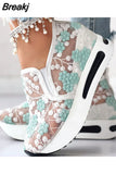 Dropship Platform Wedges Woman Shoes 2023 New Sporty Sneakers Floral Embroidered Slip On Wedge Sneakers Comfy