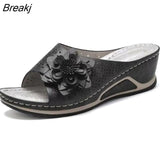 Women's Slippers Casual Flower Hollow Wedge Beach Shoes Outdoor Fashion Platform Comfortable Non-slip Sandals Chinelo