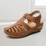 Breakj Ladies Sandals Large-Size Hollow Slopes Sandals Women Round Head Anti-Slip Women