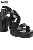 New Fashion 2023 Chunky High Heels Sandals Summer Ankle Buckle Riveted Design Ladies Sandals Comfy Walking Simply