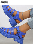 Womens Summer Sandals Hollow Flat Thick Bottom Roman Womens Sandals Buckle Womens Shoes Non-slip Outdoor Beach Shoes 2023