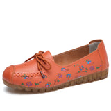 Breakj And Ribs Mother Shoes Leather Soft Soles Leisure In The Elderly Bean Shoes Lace Printing Spring And Summer Large Leather