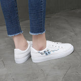White Shoes Female 2023 Autumn New Flat Board Shoes Web Celebrity Casual Anti-Slip Students Embroidered Sports Single
