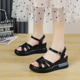 Out Buckle Sandals Women 2023 Summer New Dew Toe Casual Retro Flat Roman Sandals Women's