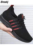 Men's Lightweight Running Shoes Summer Ultra-light Breathable Sneakers Zapatos De Mujer Walking Shoes Boys Sneakers