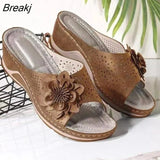 Women's Slippers Casual Flower Hollow Wedge Beach Shoes Outdoor Fashion Platform Comfortable Non-slip Sandals Chinelo