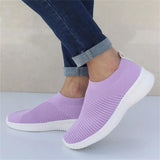 Women's sports shoes Mesh casual vulcanized shoes Soft soled large flat shoes Women's fashionable and comfortable socks