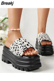 Dropship 2023 Summer Brand New Women Single Band Platform Sandals Black Nylon Chunky Platform Wedges Slipper