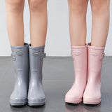 2018 new Platform Rain Boots Ladies Rubber Ankle Boots Low Heels Women Boots Slip On Flats Shoes Woman Plus Size