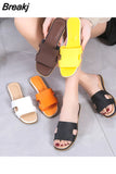 Women's Slippers High Quality Outdoor Fashion Flat Casual Sandals Classic Designer Leather Beach Slippers Women's Plus
