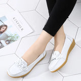 Breakj Flat Bottom Soft Bean Shoes Cowhers Comfortable Mother Shoes In The Elderly Beef Soles Low-Heeled Large Women's