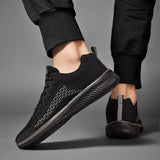 Men Running Sneakers Summer 2023 Men Sport Shoes Lightweight Classical Mesh Breathable Casual Shoes Male Fashion Tenis