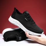 Men Casual Shoes Breathable Outdoor Mesh Light Sneakers Male Fashion Casual Shoes 2023 New Comfortable Casual Footwear Men