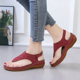 Breakj Sandals Women 2025 Large-Size Women's Word Slippers Slope And Casual Clip Women's Cool