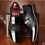 Men's shoes Leather Embossing Classic Fashion Luxury men shoes Wear-resistant Non slip Mans footwear Anti-slip Black