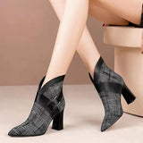 Autumn / Winter New Martin Boots Female British Wind Thick Heel High Heel Ankle Boots Belt Buckle Stripe Rear Zip Fashion