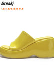 Fashion Brand Women's Slippers 2023 Wedge High Heeled Sandals European Style Simply Casual Comfy Walking Slippers