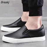 quality Men fashion breathable Sneakers men leather Flat shoes casual slip on Loafers Driving Shoes Black white flats